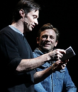 hjcom0882.jpg